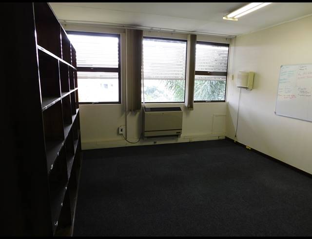 248M² OFFICE TO LET IN FERNDALE